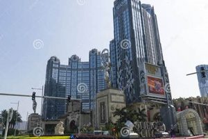Visit Studio City Mall: Your LA Shopping Hub Study Travel Abroad | Explore Educational Trips & Global Learning Opportunities Visit Studio City Mall: Your LA Shopping Hub | Study Travel Abroad | Explore Educational Trips & Global Learning Opportunities