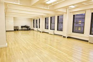 Stay Near Pearl Studios NYC: Top Hotel Deals | Study Travel Abroad | Explore Educational Trips & Global Learning Opportunities