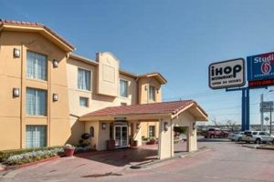 Fort Worth Studio 6: Extended Stays & Budget Rates | Study Travel Abroad | Explore Educational Trips & Global Learning Opportunities