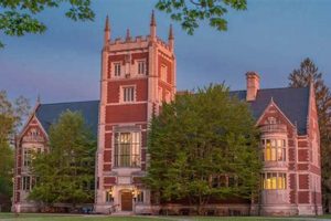 Bowdoin Government Cap: A Bowdoin Legal Studies Symbol | Study Travel Abroad | Explore Educational Trips & Global Learning Opportunities