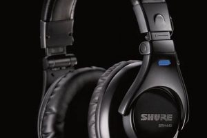 Top-Rated Professional Studio Headphones for Accuracy Sound | Study Travel Abroad | Explore Educational Trips & Global Learning Opportunities