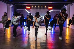 Learn Dance Studio Hip Hop: Classes & Styles | Study Travel Abroad | Explore Educational Trips & Global Learning Opportunities