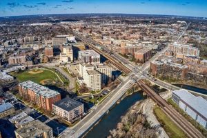 Find Your Ideal Studio in Des Plaines, IL: Spaces &amp; More | Study Travel Abroad | Explore Educational Trips & Global Learning Opportunities